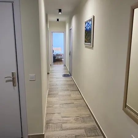 Two-bedroom Luxury With Forrest And Sea Views Lejlighed Balchik